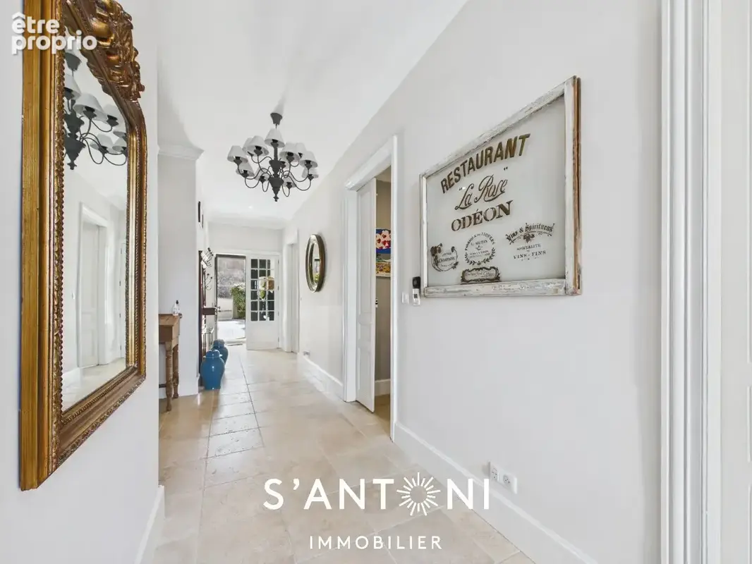 Abeilhan  maison de maître en pierres  plus de 200 m²  piscine  garage de 160 m² - photo 4