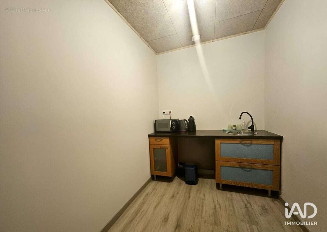 Photo 2 - Commerce à DAX