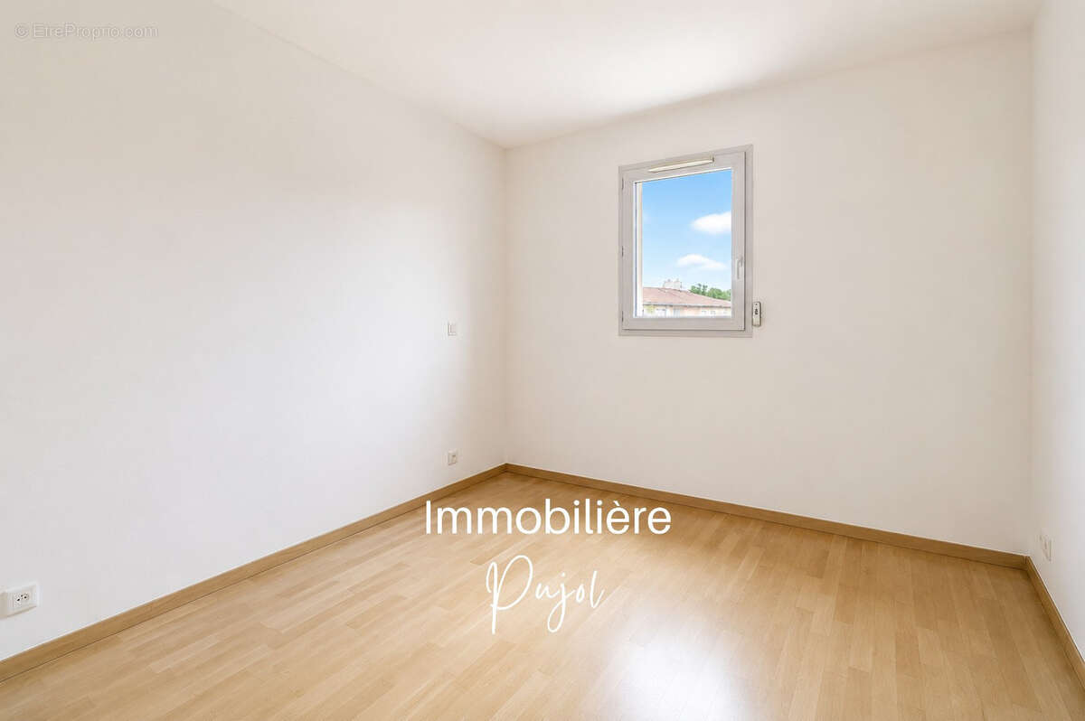 Appartement à MARSEILLE-7E