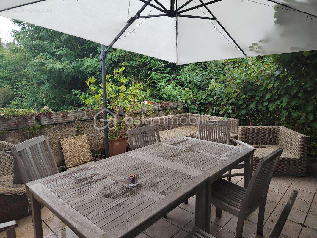 Commerce à ARGENTON-SUR-CREUSE