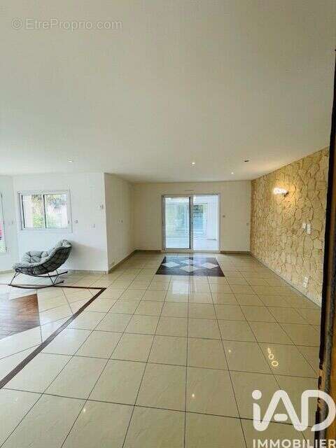 Photo 8 - Maison à SAINT-EVARZEC