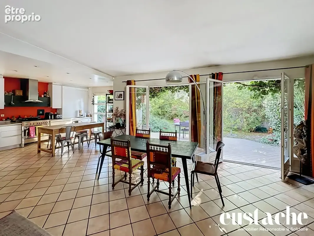 Maison 216 m² à Maisons-Alfort  - photo 3