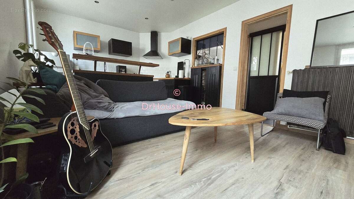 Appartement à SAINT-MAUR-DES-FOSSES