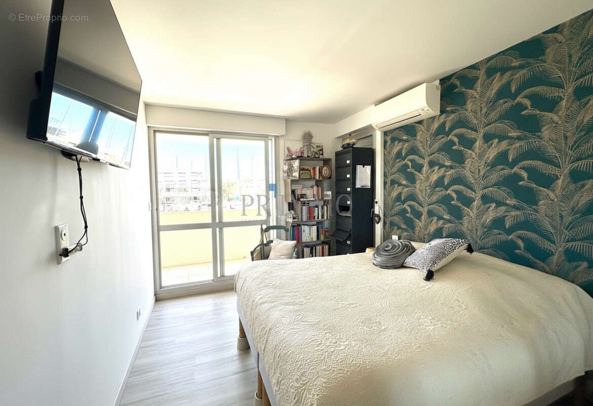 Appartement à BORMES-LES-MIMOSAS