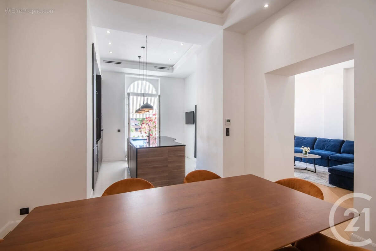 Appartement à NICE