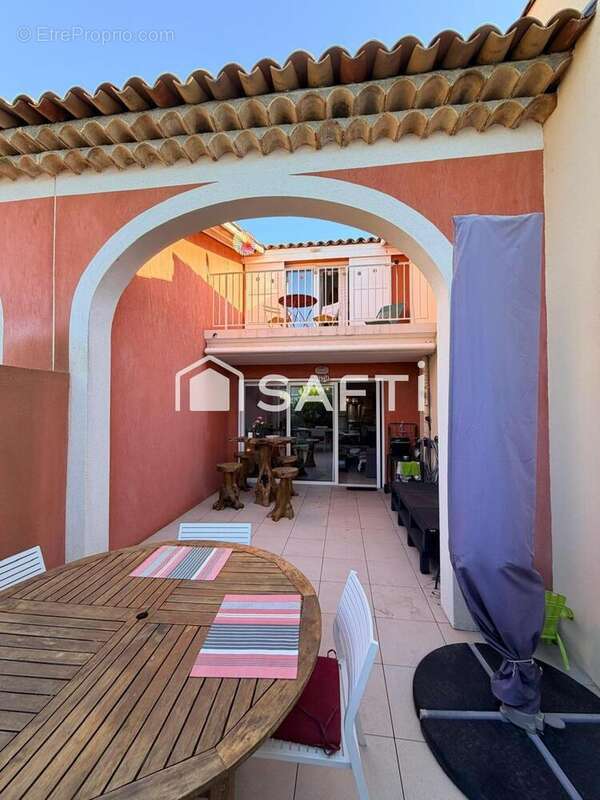 Photo 2 - Appartement à GRIMAUD