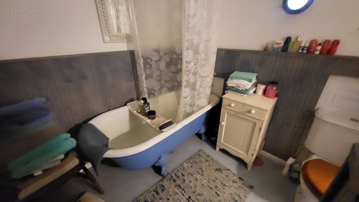 Maison à SAINT-DENIS-LE-GAST