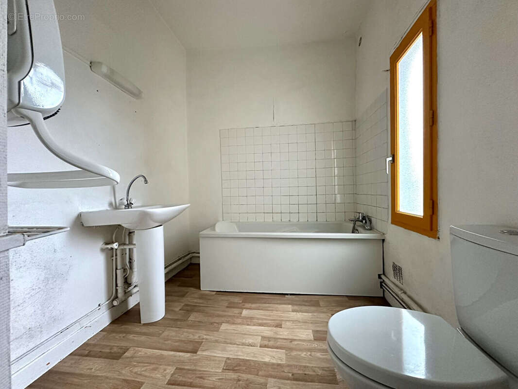 Appartement T2 Possibilité transformation T3 - photo 5