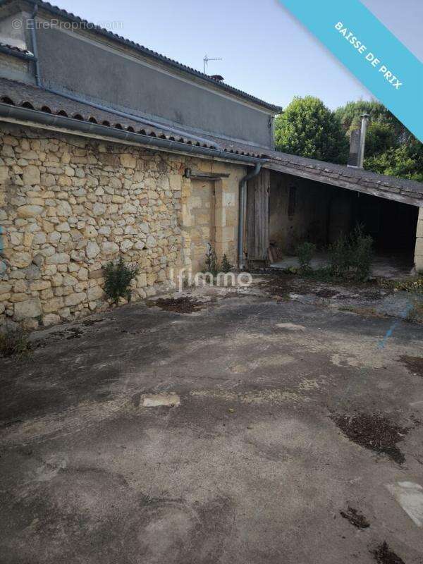 Maison à BEYCHAC-ET-CAILLAU