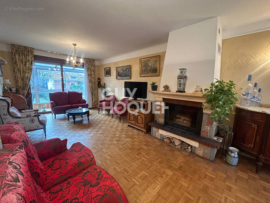 Maison à NEUILLY-PLAISANCE