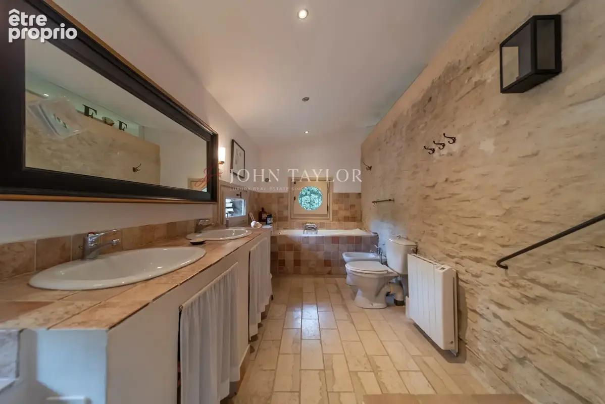 Elégante propriété en pierre avec piscine à Gordes, Luberon, Provence - photo 16