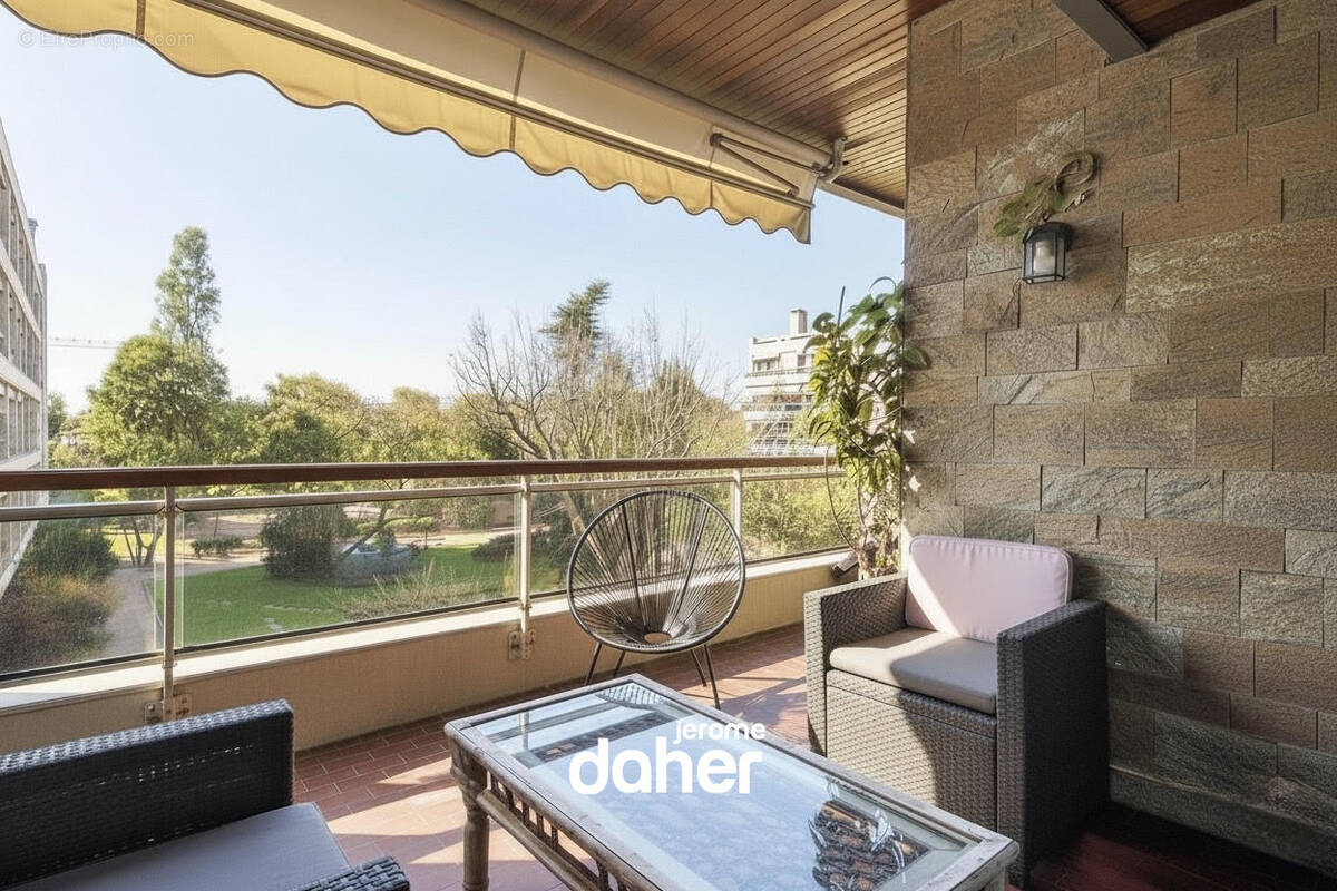 Appartement à MARSEILLE-8E