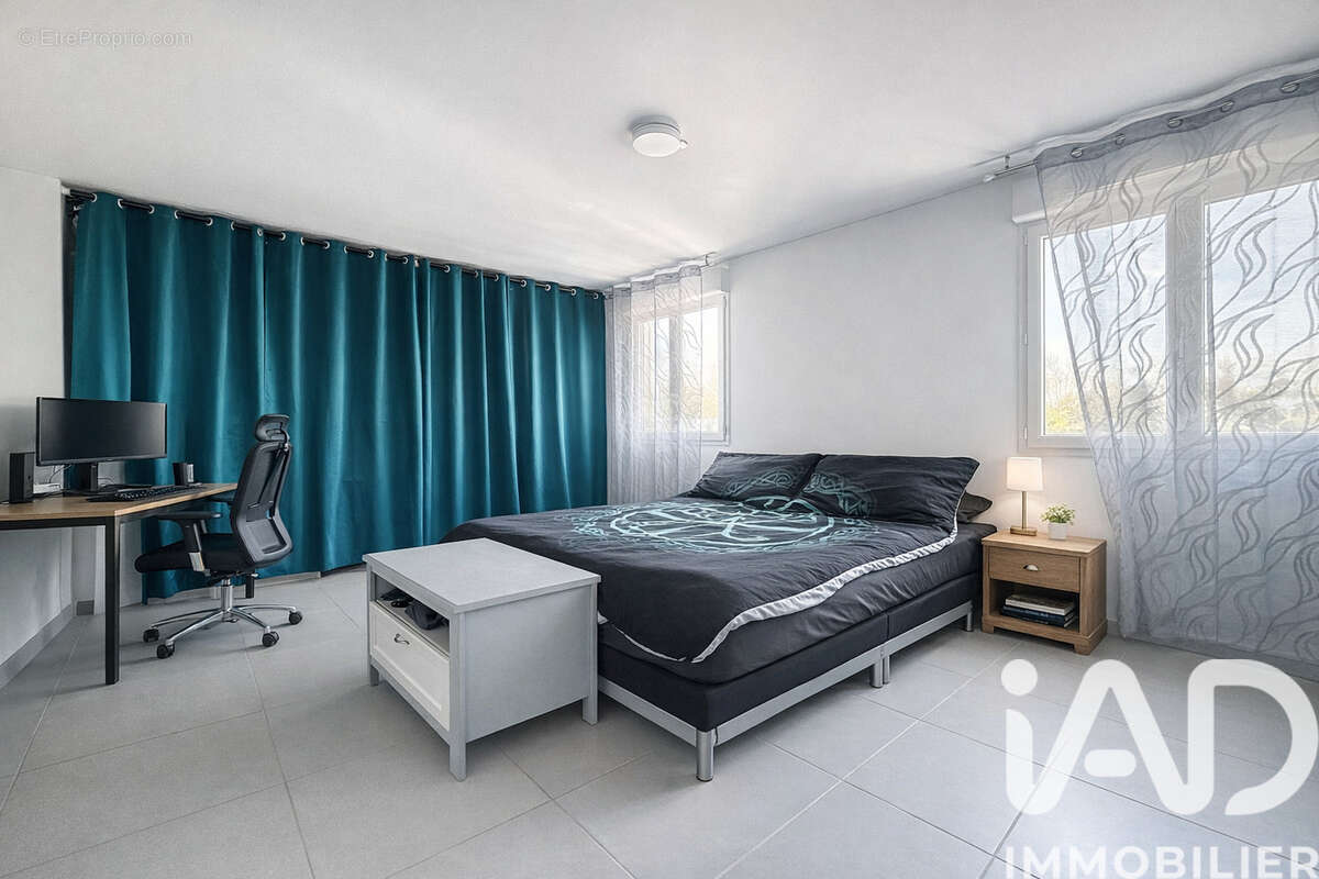 Photo 6 - Maison à PORT-DE-BOUC