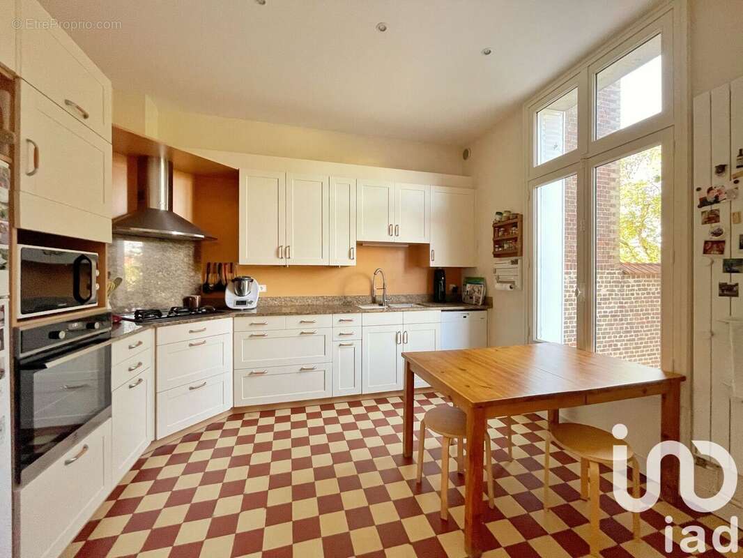 Photo 8 - Maison à COMPIEGNE