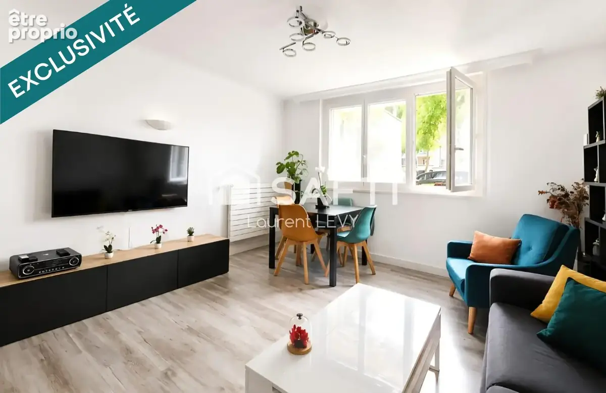 Photo 1 - Appartement à SAINT-MAUR-DES-FOSSES