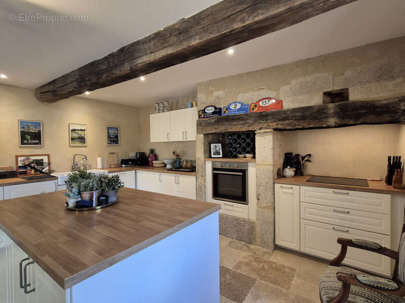Authentique maison en pierre rénovée – 157 m² – Charme, confort et campagne gersoise - photo 8
