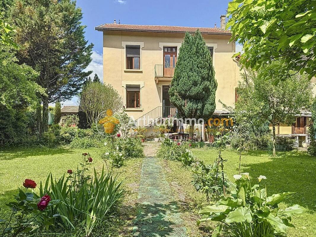 Maison à BOURGOIN-JALLIEU