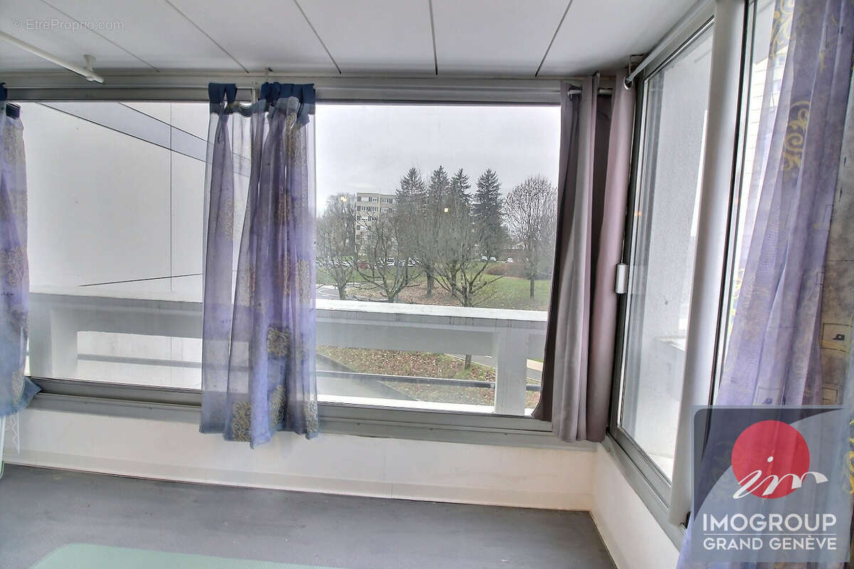 Appartement à SAINT-GENIS-POUILLY