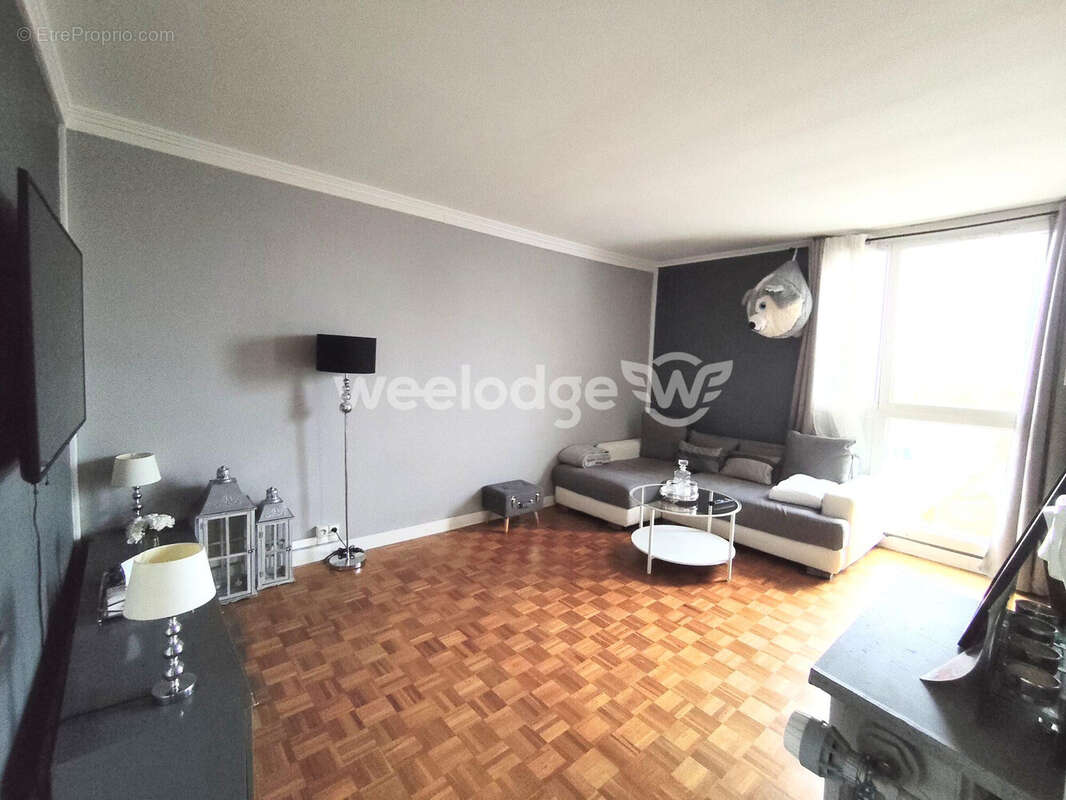 Appartement à VILLENEUVE-LA-GARENNE