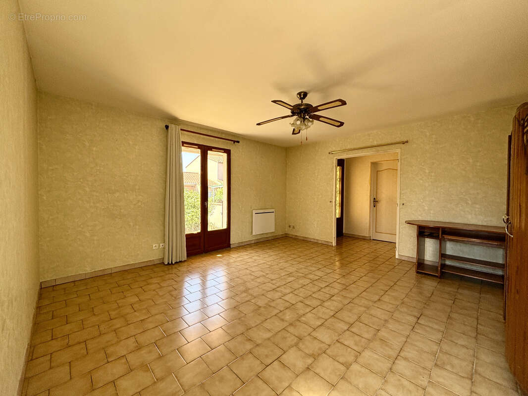 Villa  t3 plain-pied - photo 10