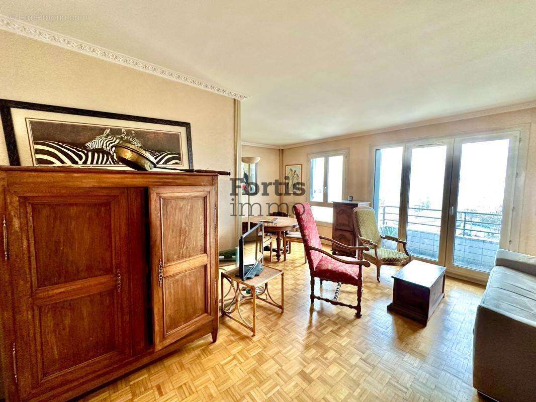 Appartement à CHAMPIGNY-SUR-MARNE