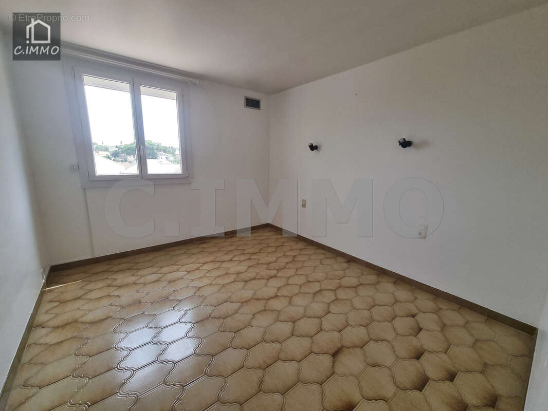 Grande Maison de type 7 avec grand garage en sous-sol + piscine sur 1086 m2 - photo 18