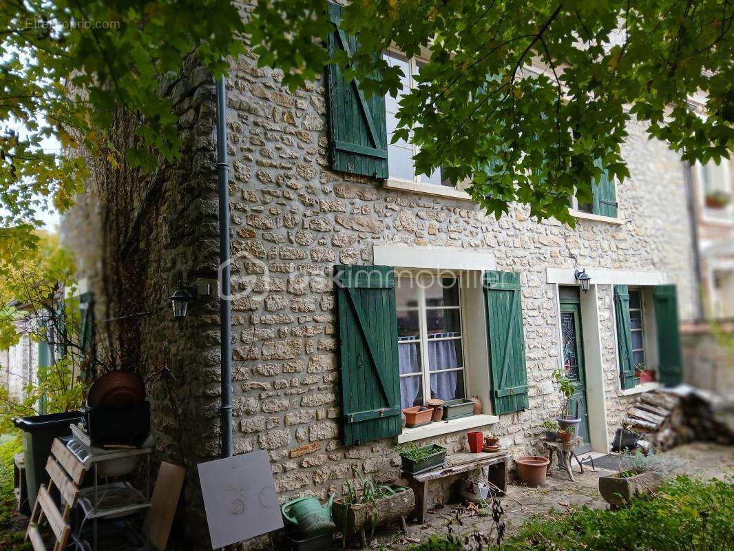 Maison à VOISENON