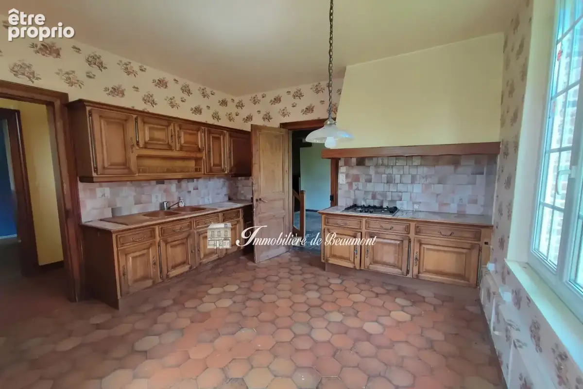 Maison 10 pièces 290 m² à vendre à Conches-En-Ouche (27190) - photo 8