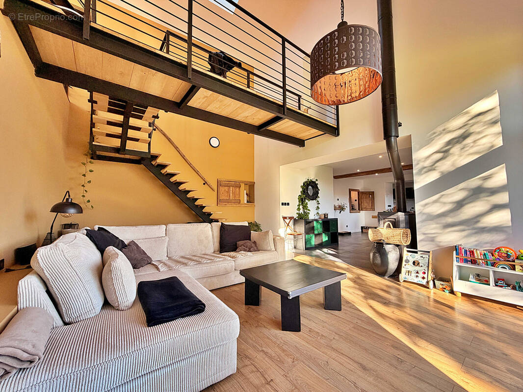 Maison à BOURGOIN-JALLIEU