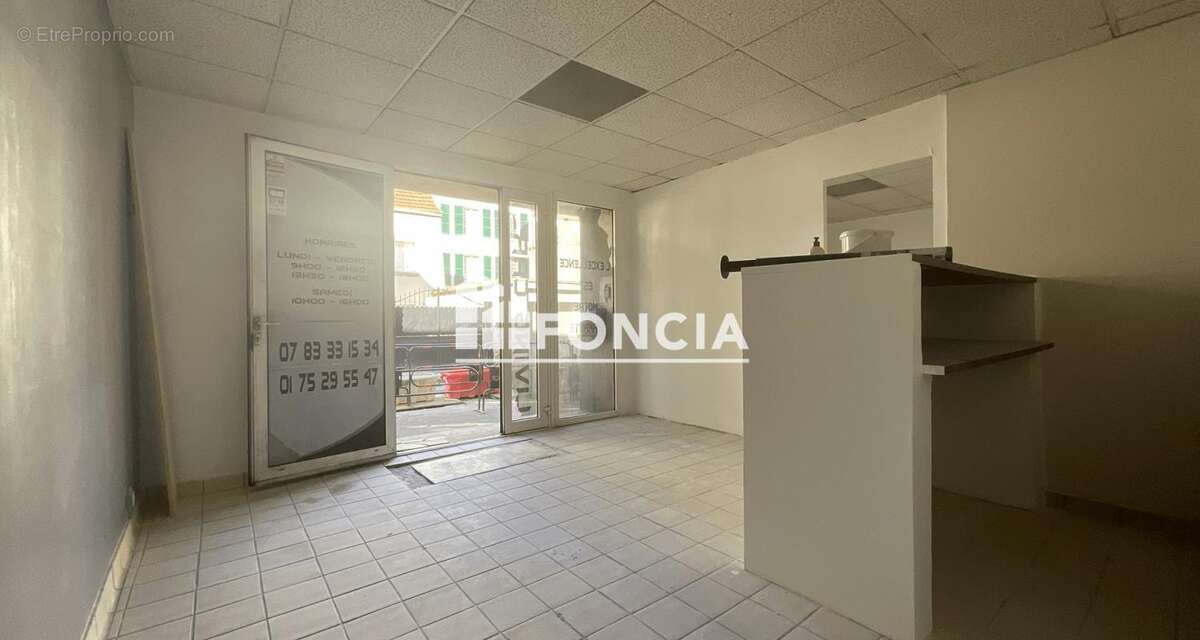 Commerce à CORBEIL-ESSONNES