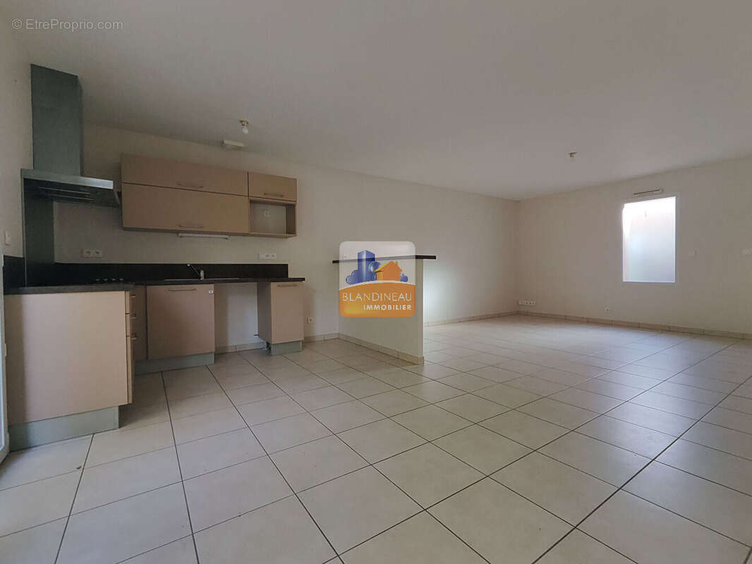 Maison à BOUGUENAIS