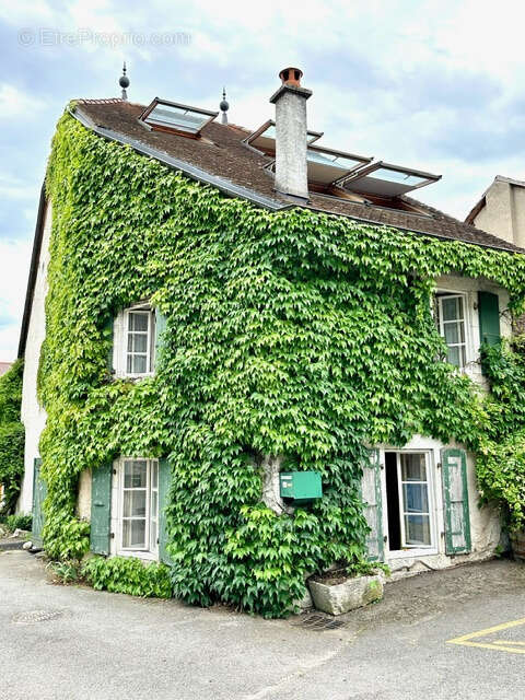 Maison à SERGY