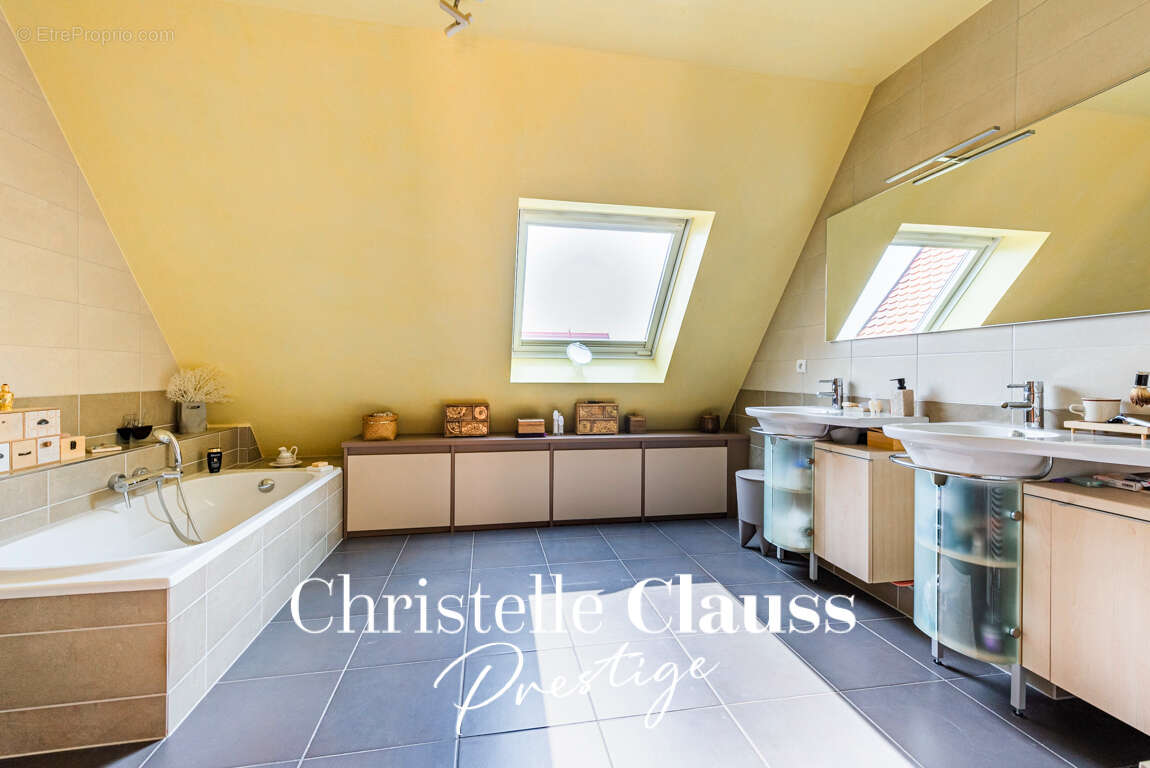 Maison à HUSSEREN-LES-CHATEAUX