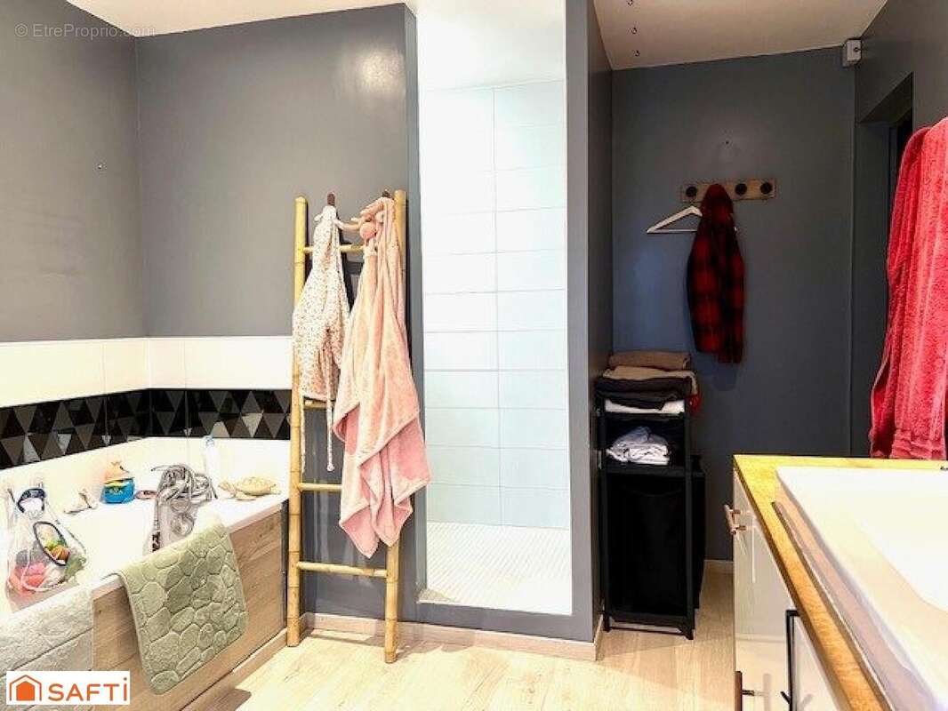 Photo 9 - Maison à SAINT-AMAND-LES-EAUX