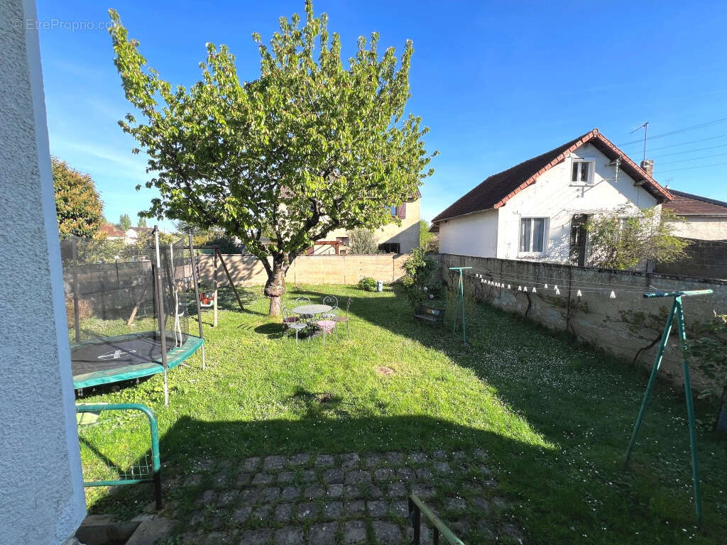 Maison à SAINT-CLEMENT