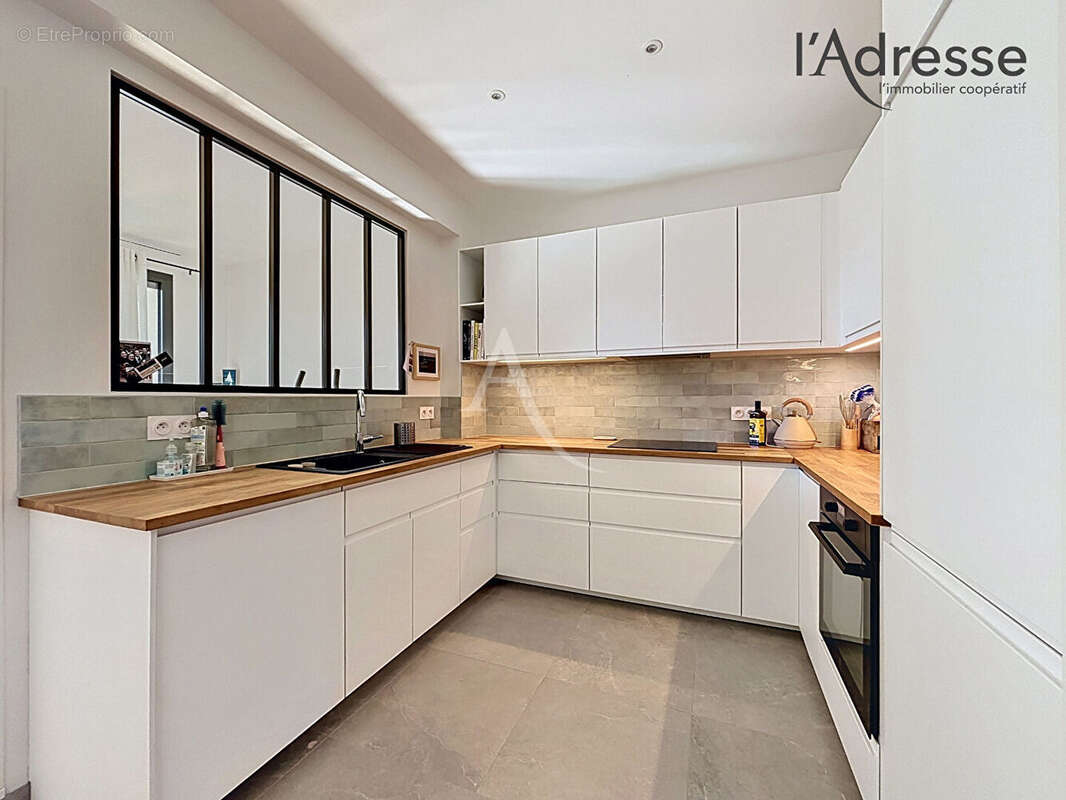 Appartement à SURESNES