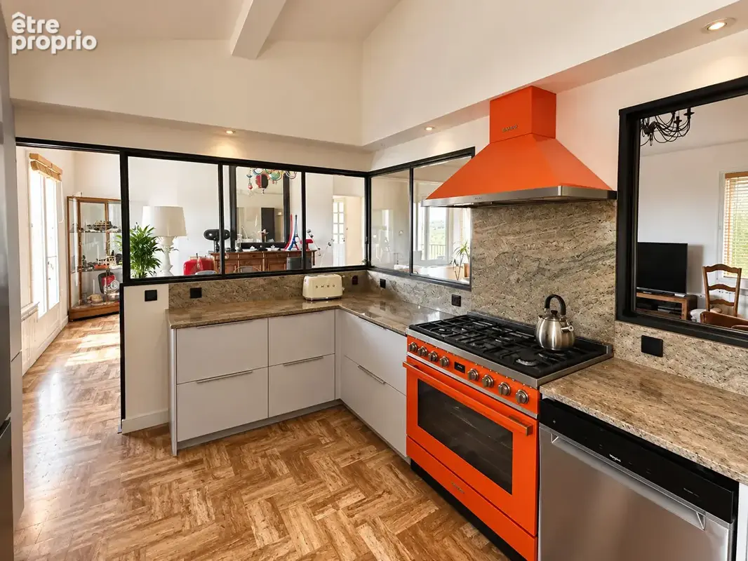 PREIXAN - 10 Mns Carcassonne - Maison 185 m² habitables avec piscine, garage et terrain clos de 2 900 m² - photo 10