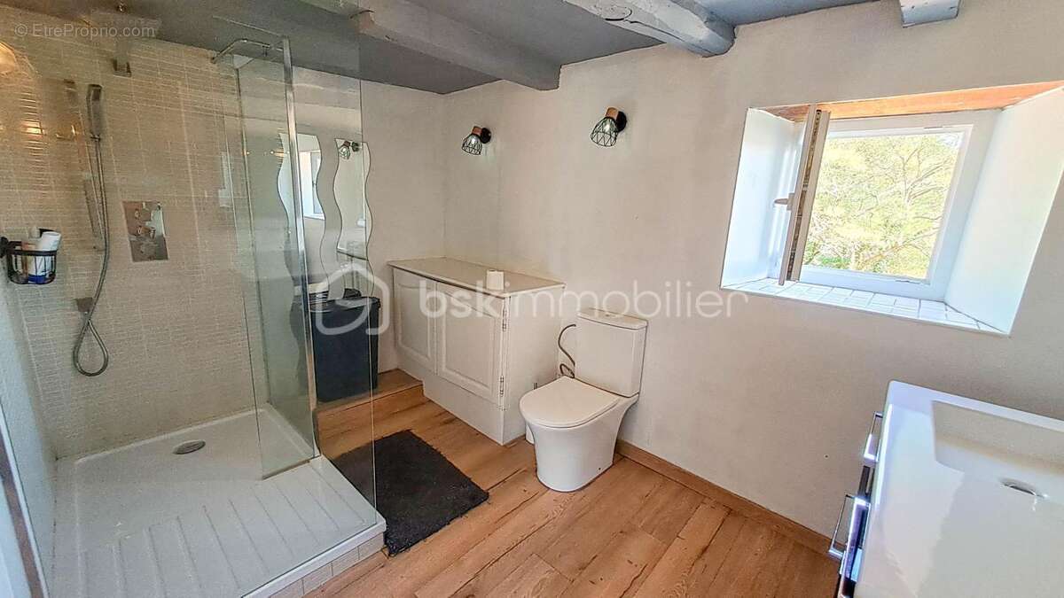 Domaine en pierre avec deux maisons – idéal gîte ou chambres d’hôtes – 354 m² – parc 7800 m² - photo 16