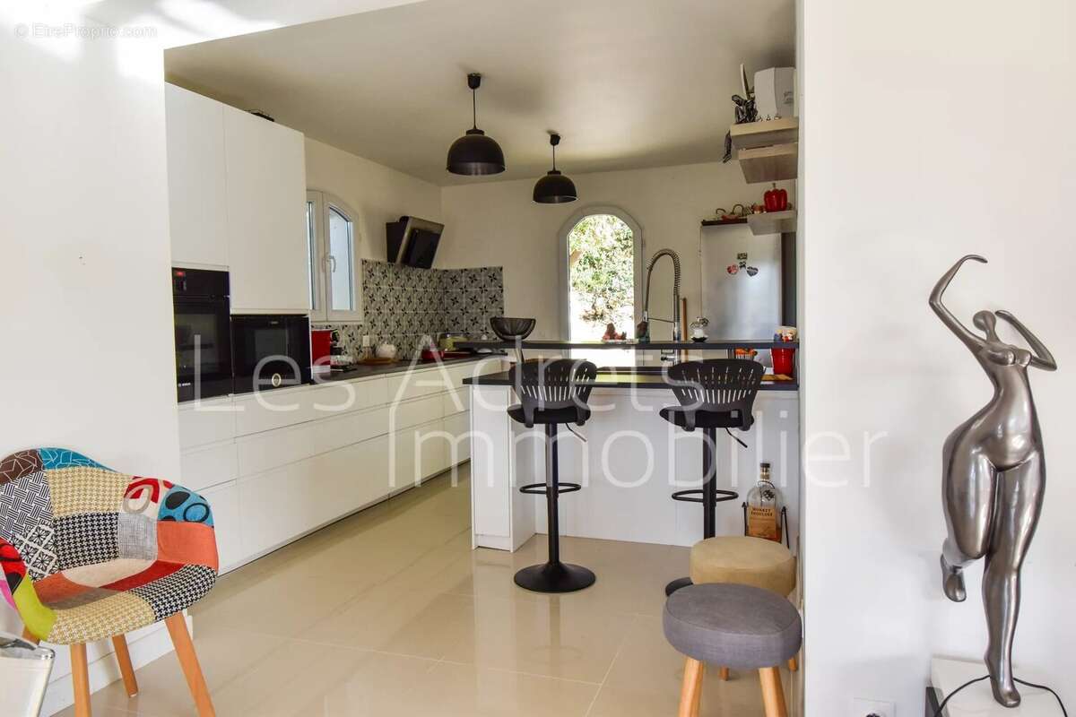 Maison à LES ADRETS-DE-L'ESTEREL