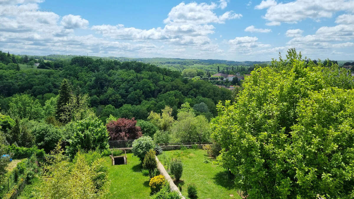 20230516_142136 - Maison à NONTRON