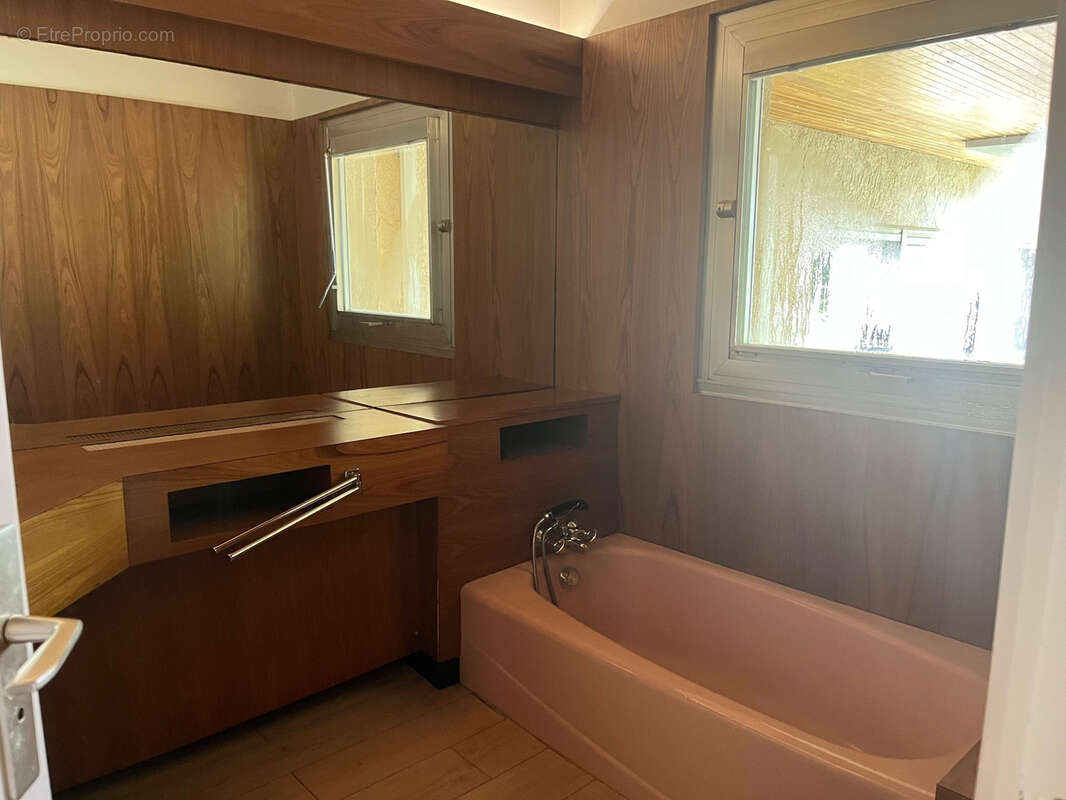 Maison à SAINT-VALLIER-DE-THIEY