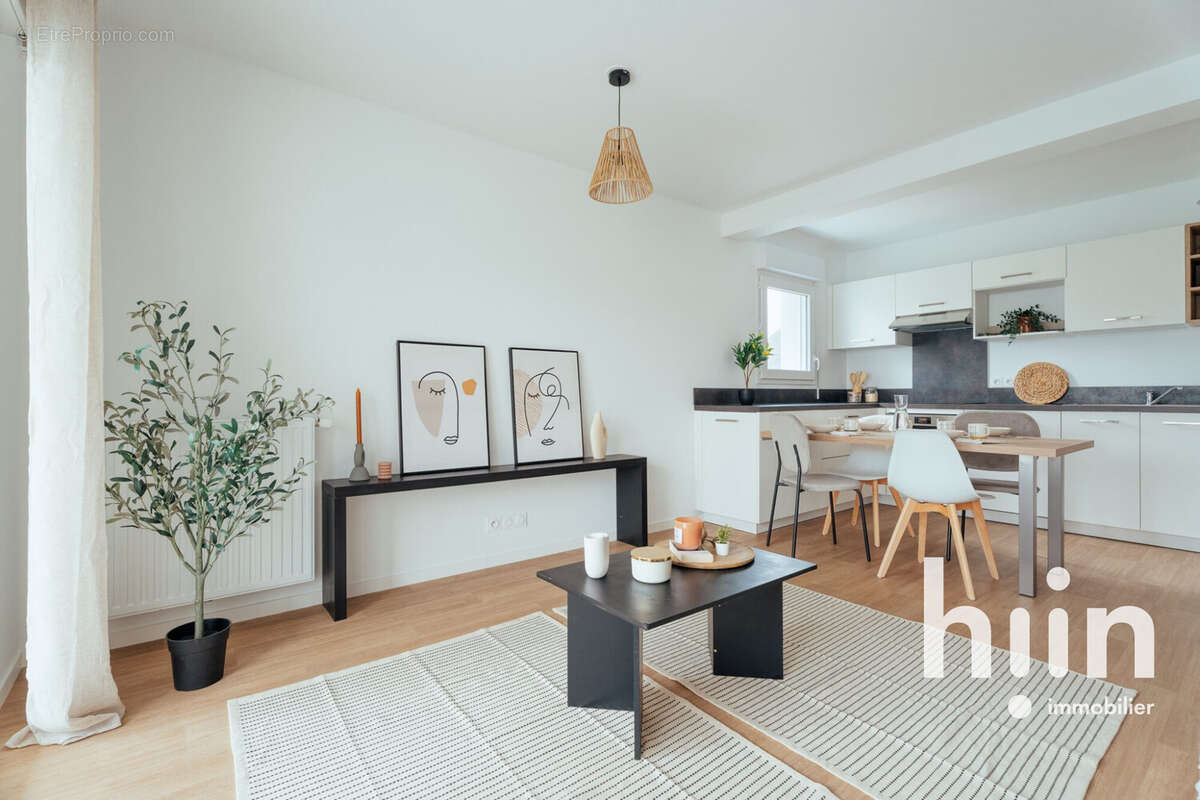 Appartement à PLOEREN