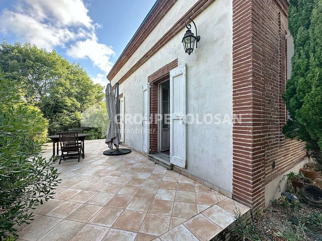 Maison à SAINTE-FOY-D&#039;AIGREFEUILLE