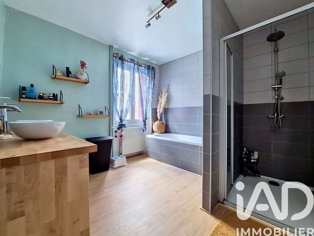 Maison 129 m² à Cahors  - photo 9