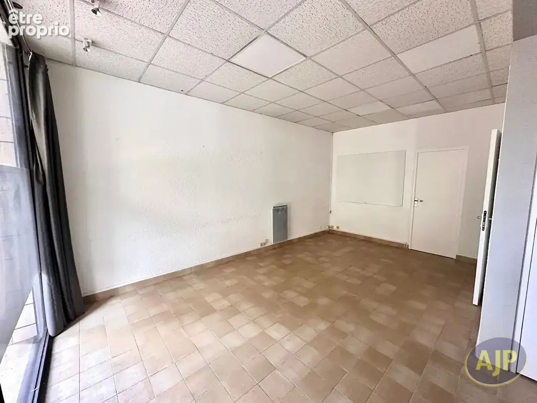 Local commercial Nantes 50 m2 - photo 6