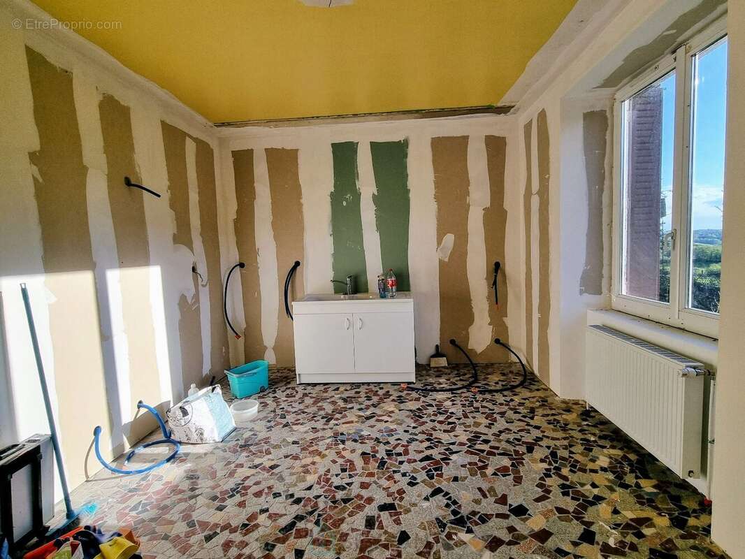 Maison à CHAMBOULIVE
