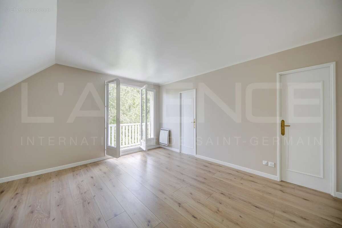 Maison à SAINT-GERMAIN-EN-LAYE