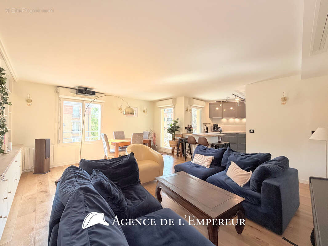 Appartement à SURESNES