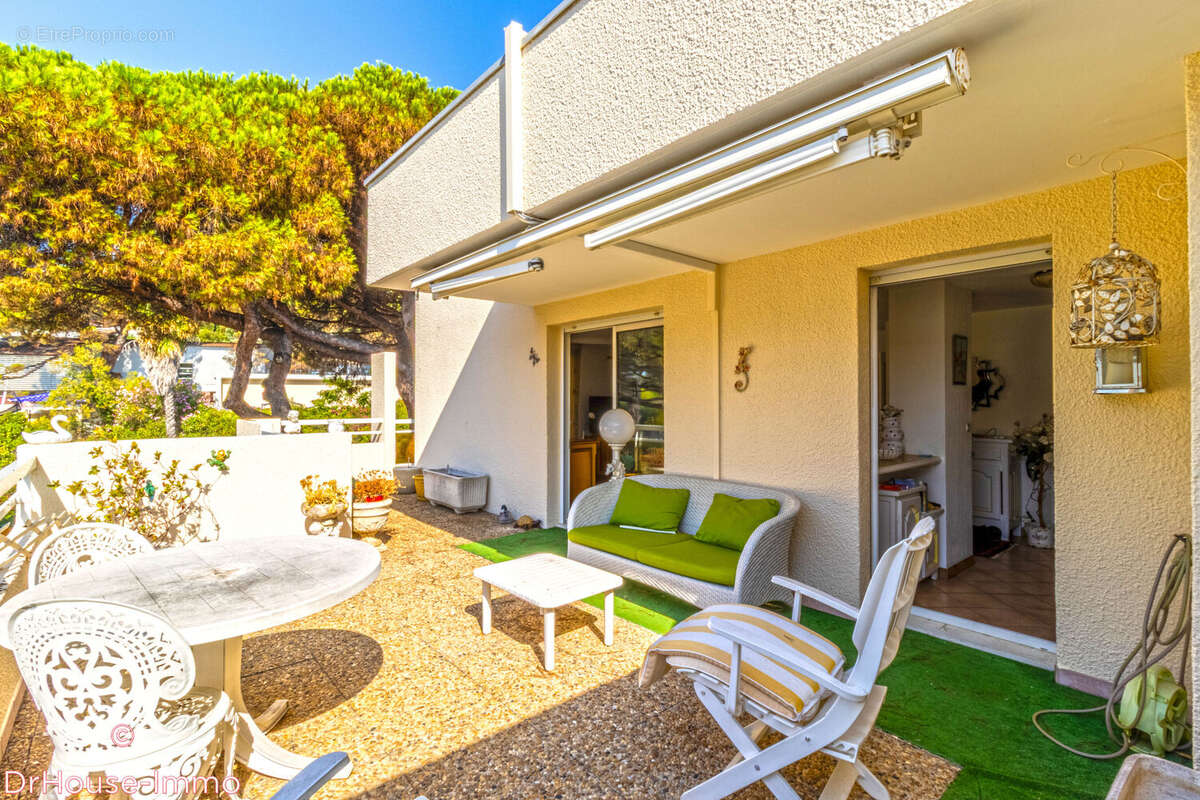 Appartement 74 m² à Cavalaire-Sur-Mer  - photo 2