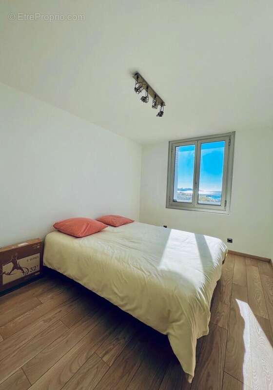 Photo 8 - Appartement à MARSEILLE-15E